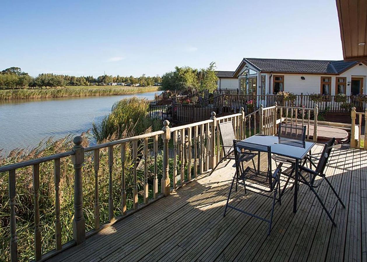 Tydd St Giles Resort ウィスベック エクステリア 写真